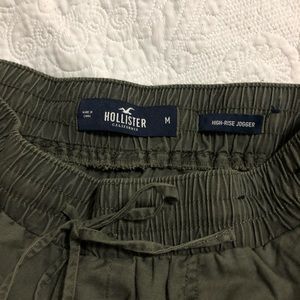 Size M Hollister High-Rose Jogger